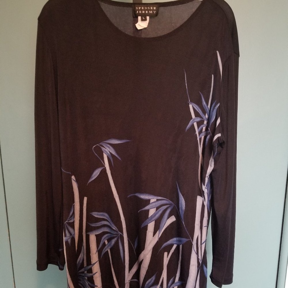 Flowered Top - Picture 1 of 3
